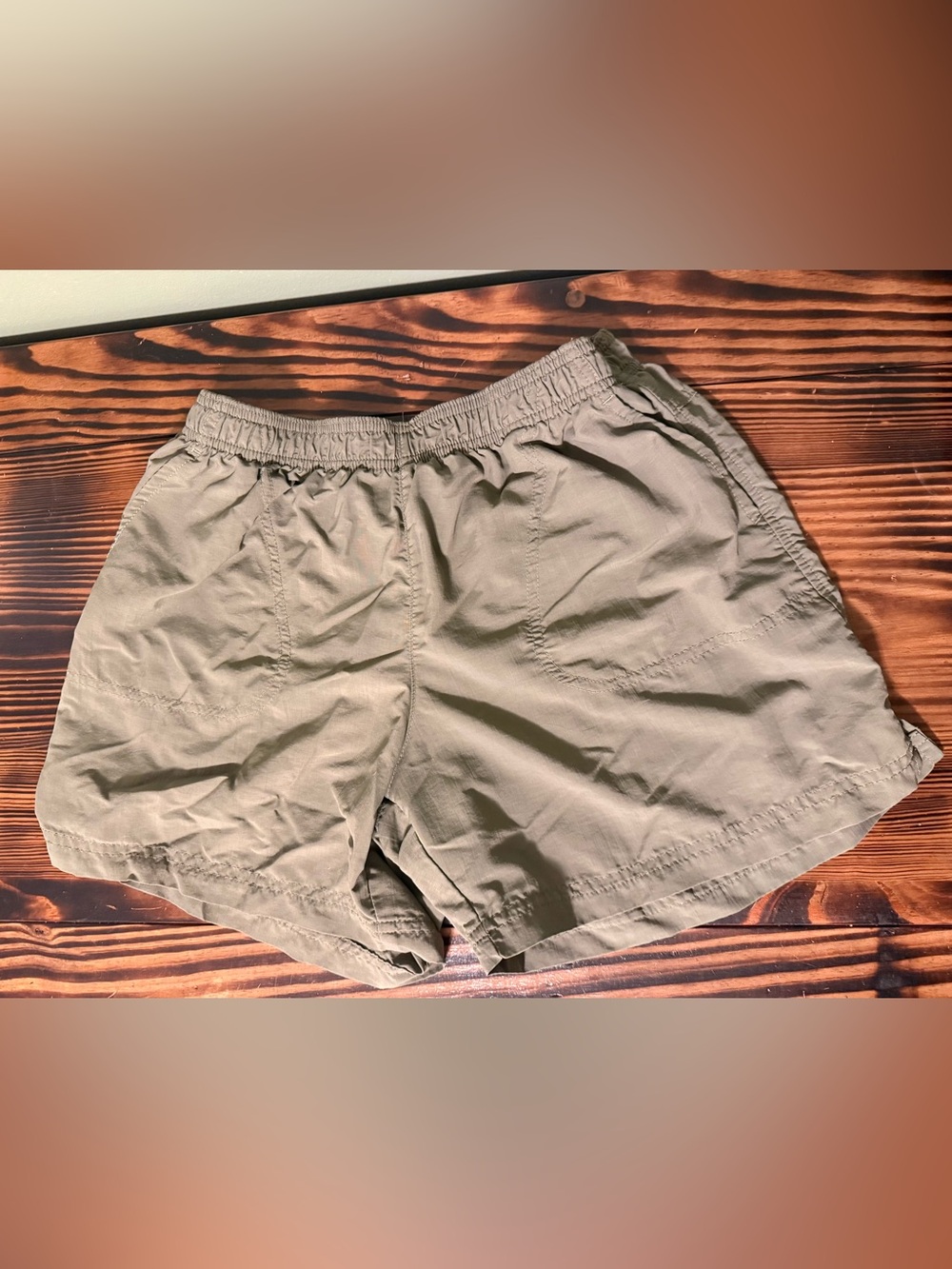 Columbia Women's Olive Green Elastic-Waist Athletic Shorts